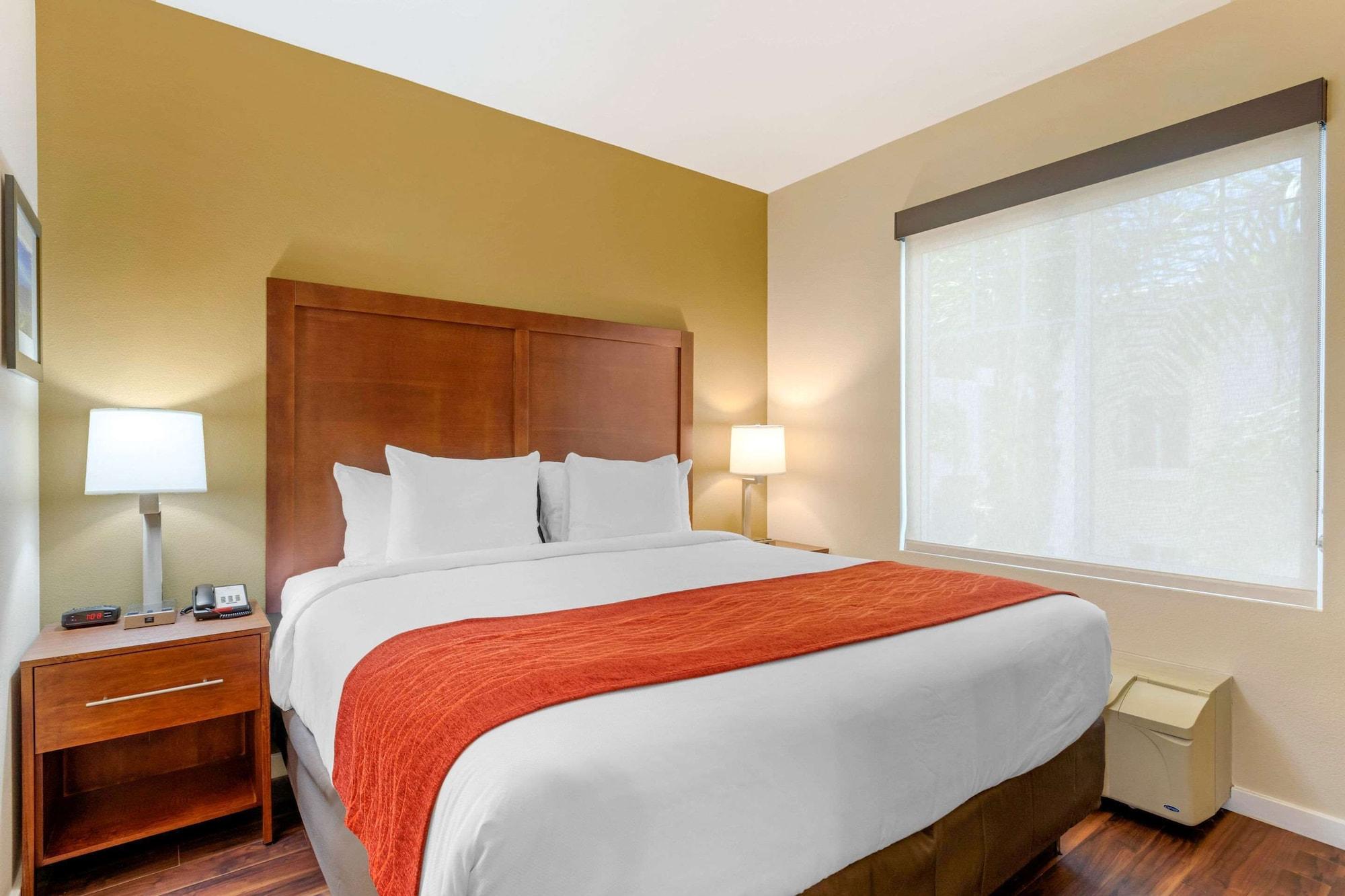 Comfort Inn & Suites Near Ontario Airport Exteriör bild