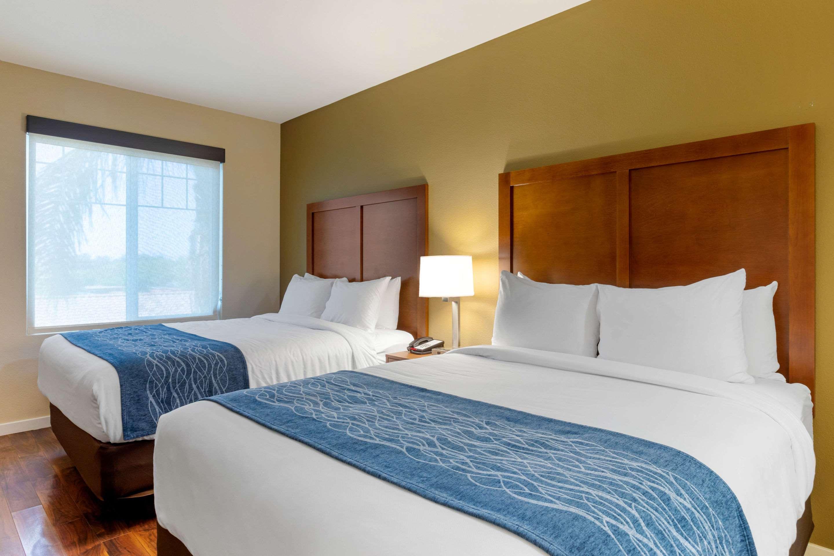 Comfort Inn & Suites Near Ontario Airport Exteriör bild