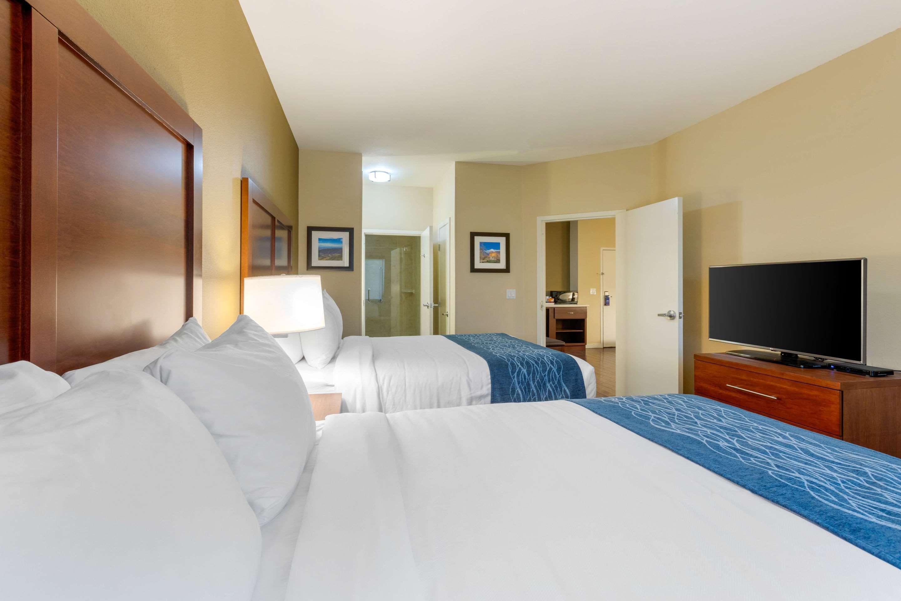 Comfort Inn & Suites Near Ontario Airport Exteriör bild
