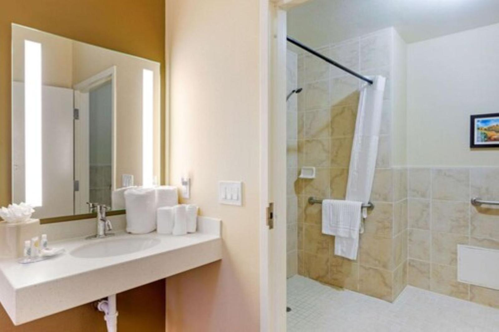 Comfort Inn & Suites Near Ontario Airport Exteriör bild