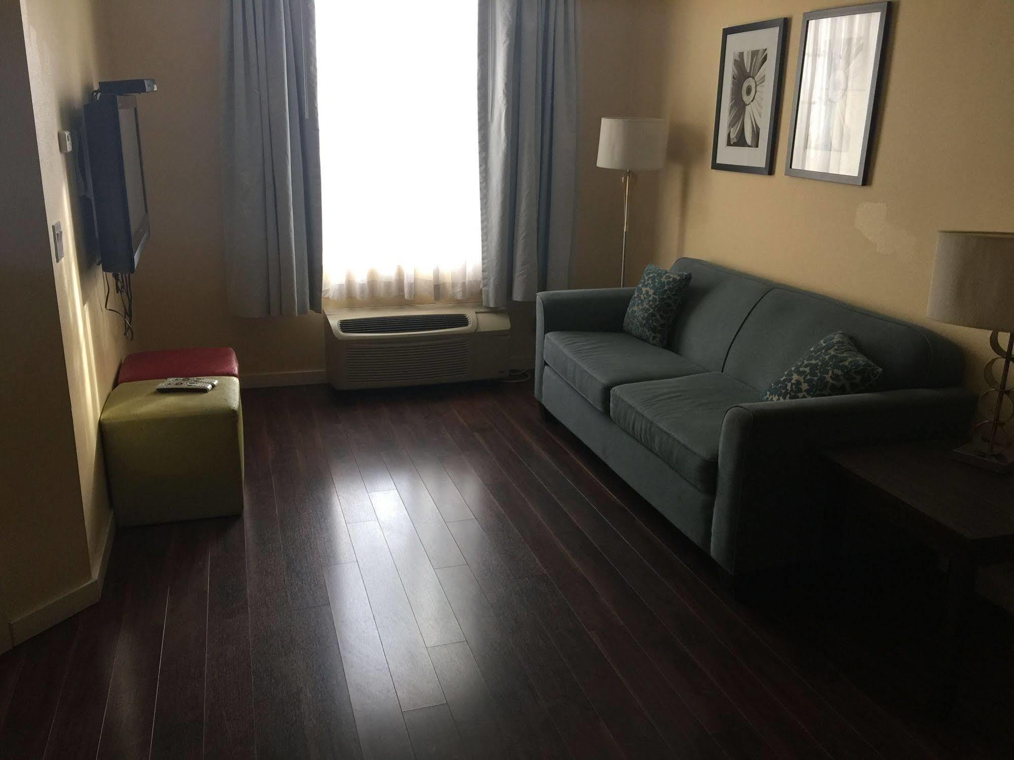Comfort Inn & Suites Near Ontario Airport Exteriör bild